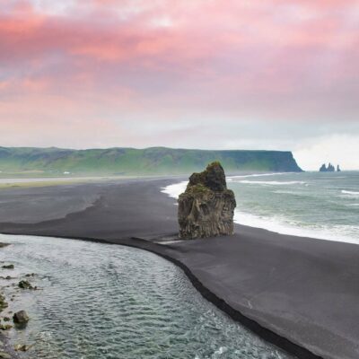 Islanda spiaggia nera di Reynisfjara