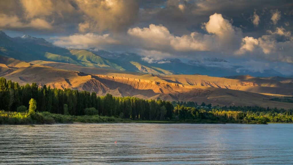 Kirghizistan lago Issyk_Kul