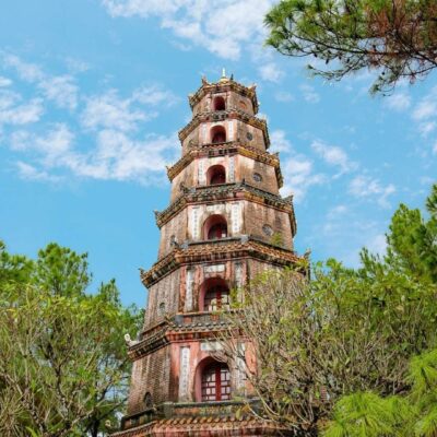 Vietnam_ Pagoda Thien Mu.