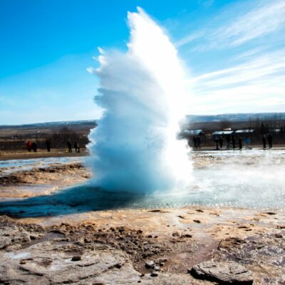 Ponte_immacolata_Islanda_Strokkur Geysir
